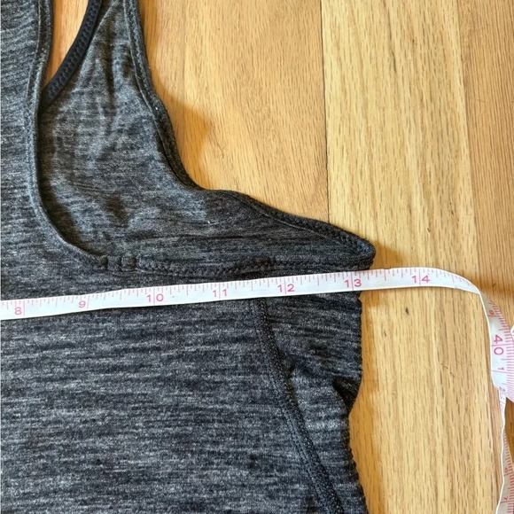 $5 ADD ON Women’s Lululemon racerback tanktop - Picture 4 of 5
